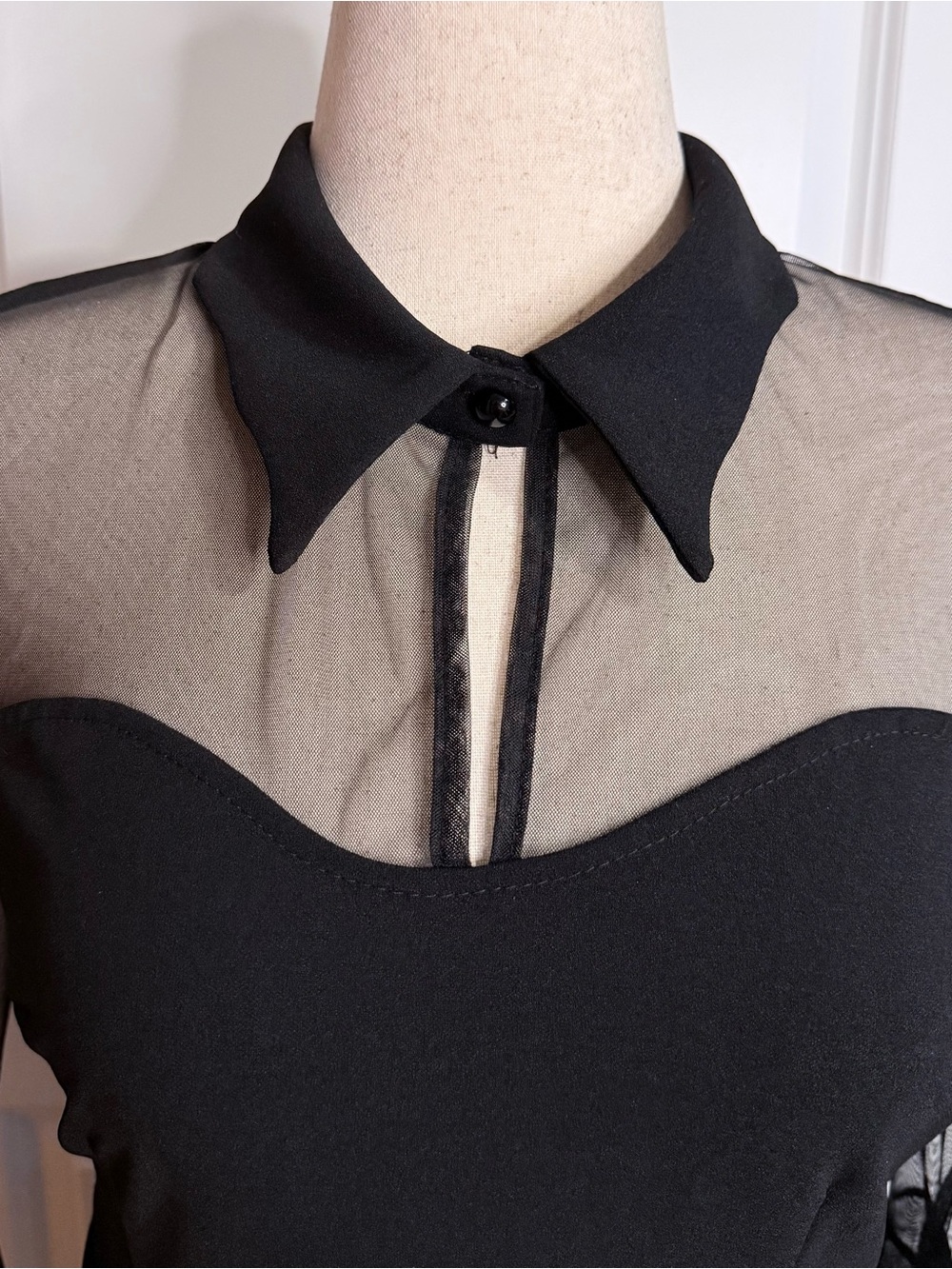🆕 Women’s Little Black Dress L US10 sheer bell sleeves goth bat stretchy - Picture 6 of 10